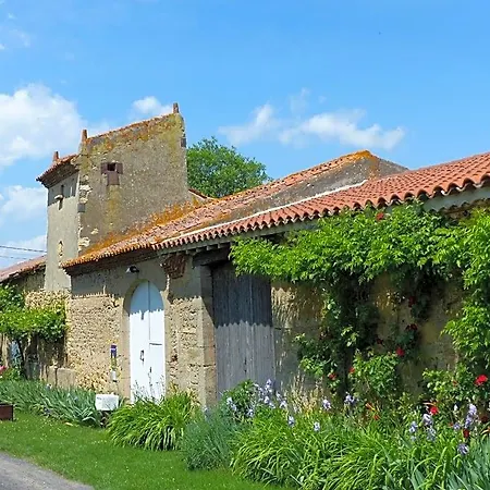 La Maison De Roussi Bed & Breakfast