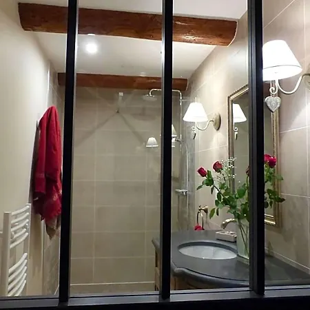 Bed & Breakfast La Maison De Roussi 3*