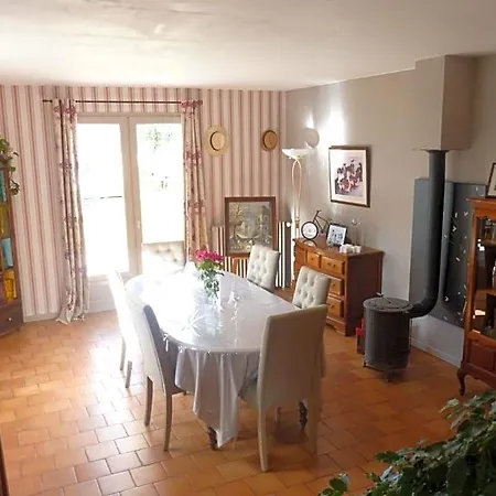 La Maison De Roussi Bed & Breakfast 3*